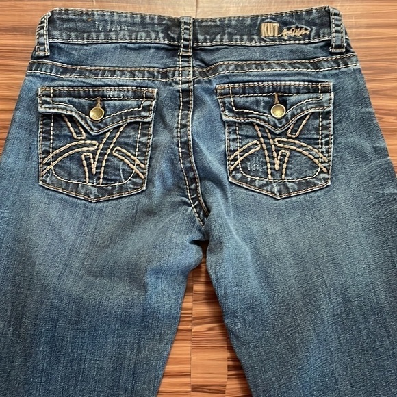 KUT from the Kloth Jeans Size 4 - Picture 6 of 13